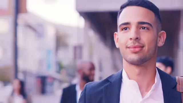 img-it-leaders-header-desktop