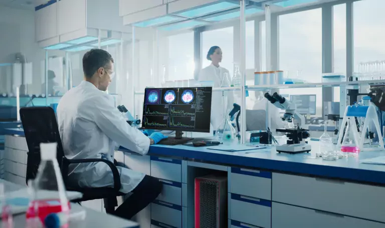 NewThinkStation_P7_Lifestyle_Photo_LS_1920_1335